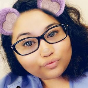 Meet your Posher, Esmeralda